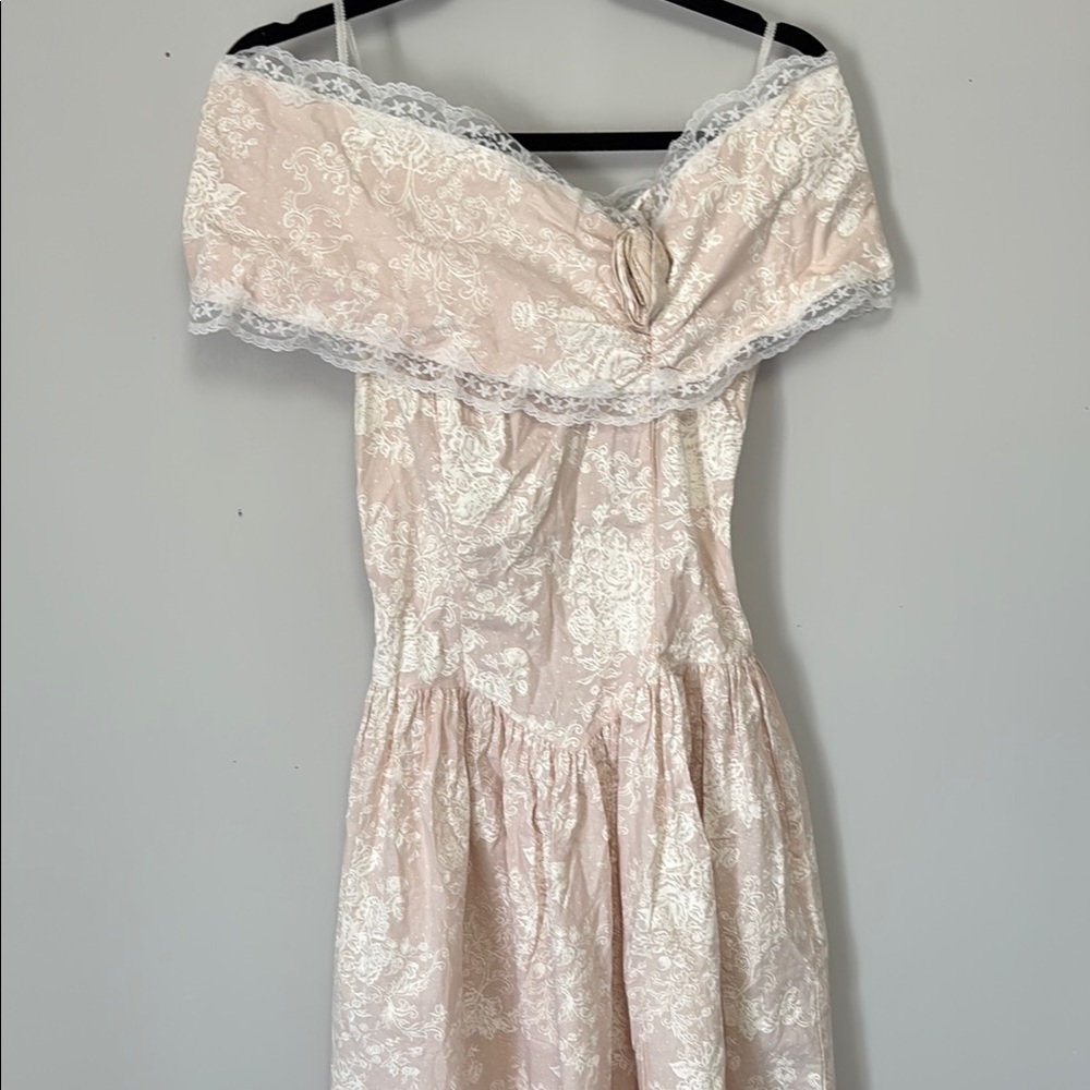Vintage gunne sax off the shoulder dress